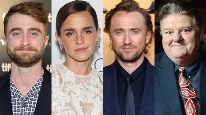 What actors have dated Harry Potter?